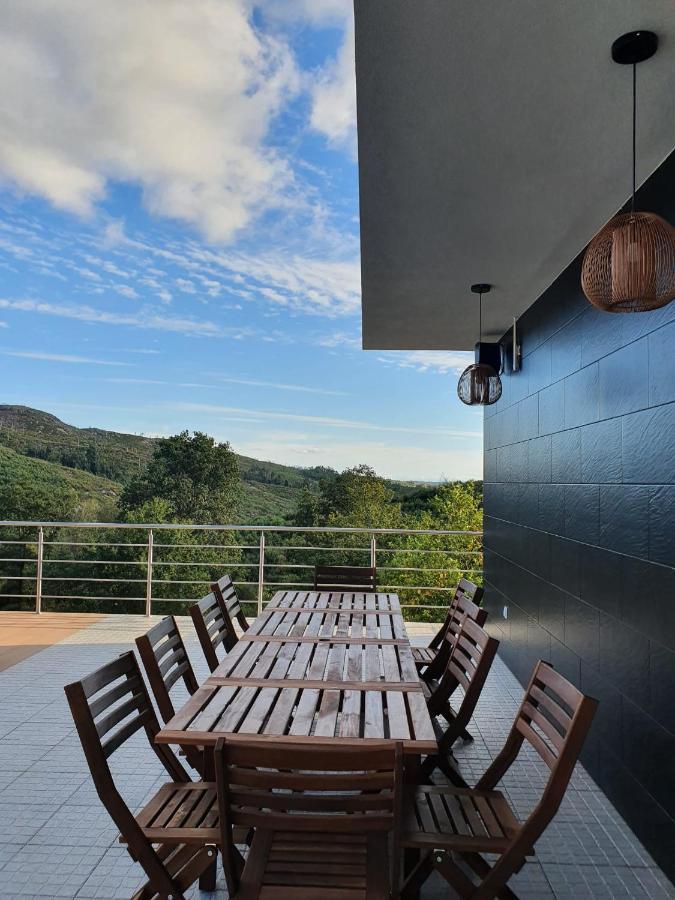 Quinta De Cerdeiro Farm stay *