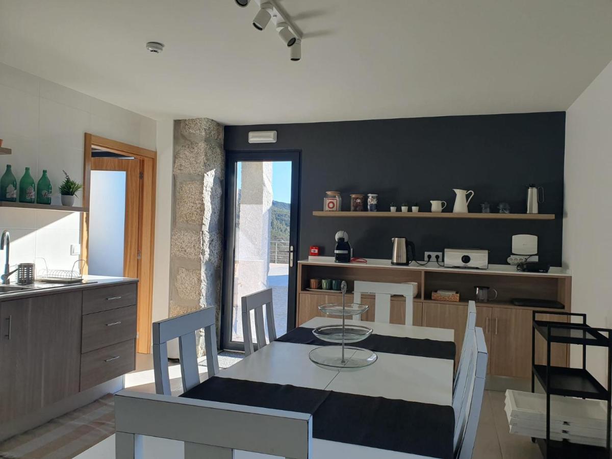 Quinta De Cerdeiro Farm stay *